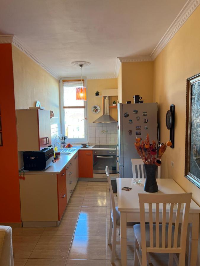 City Center Apartment In Shkoder Exterior photo